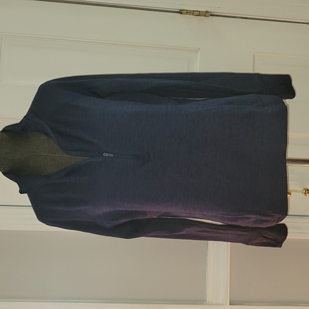 Avia Athletic Sweater. Navy Blue Size L